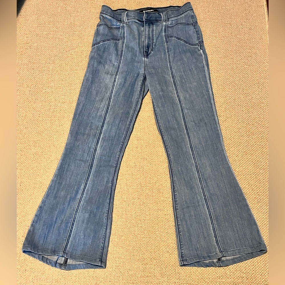 Express Bell Flare Jeans 70s Retro Size 6 Light Wash Denim Boho Festival Hippie